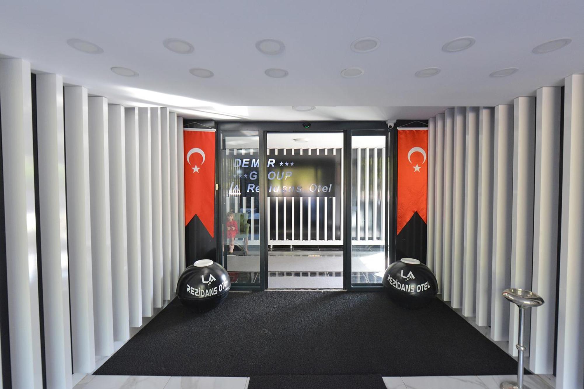 La Rezidans Hotel Antalya Kültér fotó